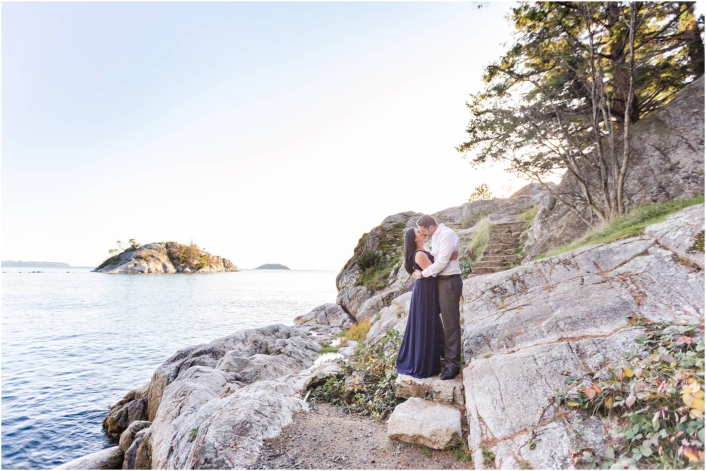 Whytecliff Park Engagement Photos, couple kissing